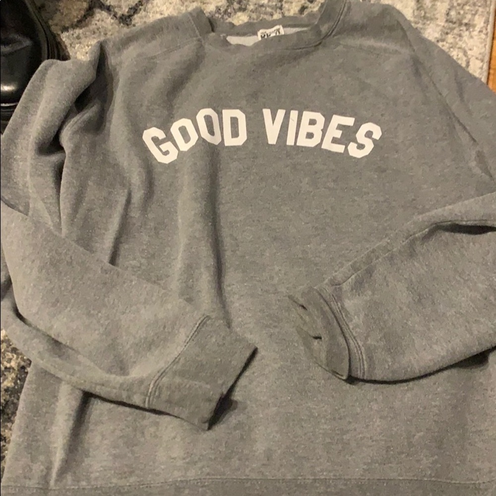 Good Vibes crew neck